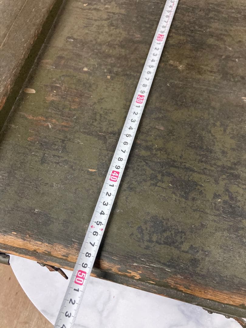 スイス Holzwerk rieder AG社　木製ミリタリーボックス。