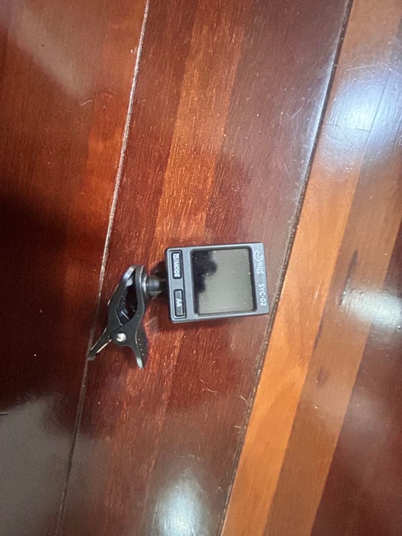 バイオリン 本体 ケース、肩当て、笛、チューナー(バッテリーは切れてます)