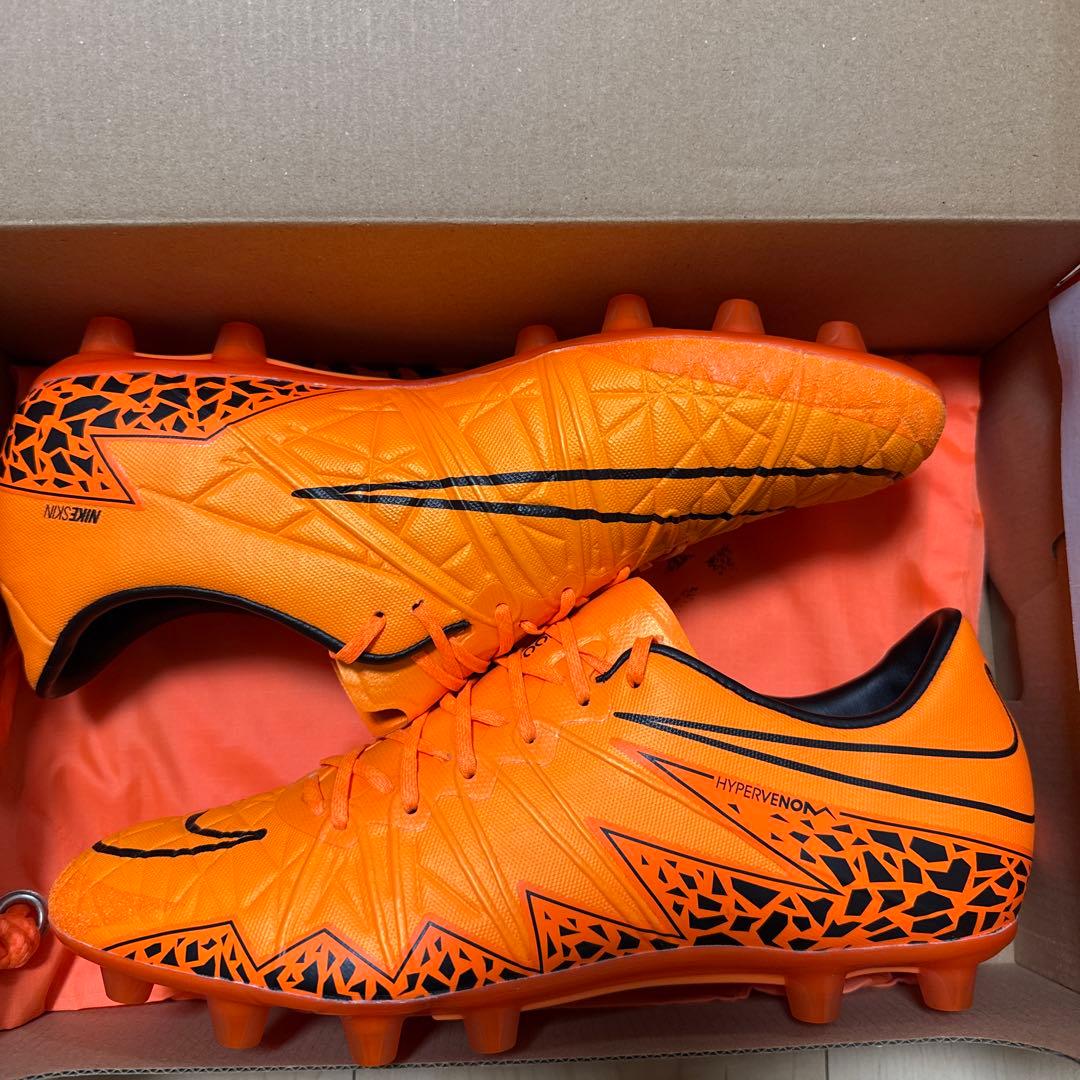 サッカースパイクNIKE ハイパーヴェノム　ファントム　26.5 HG