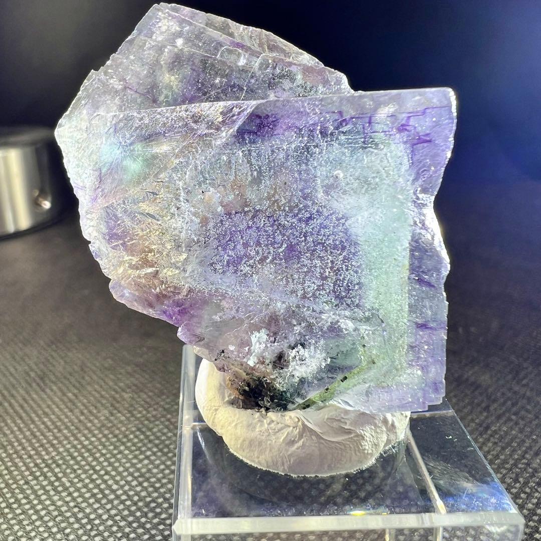 ヤオガンシャン産　スーパークリア　ブルーパープルファントム　フローライト