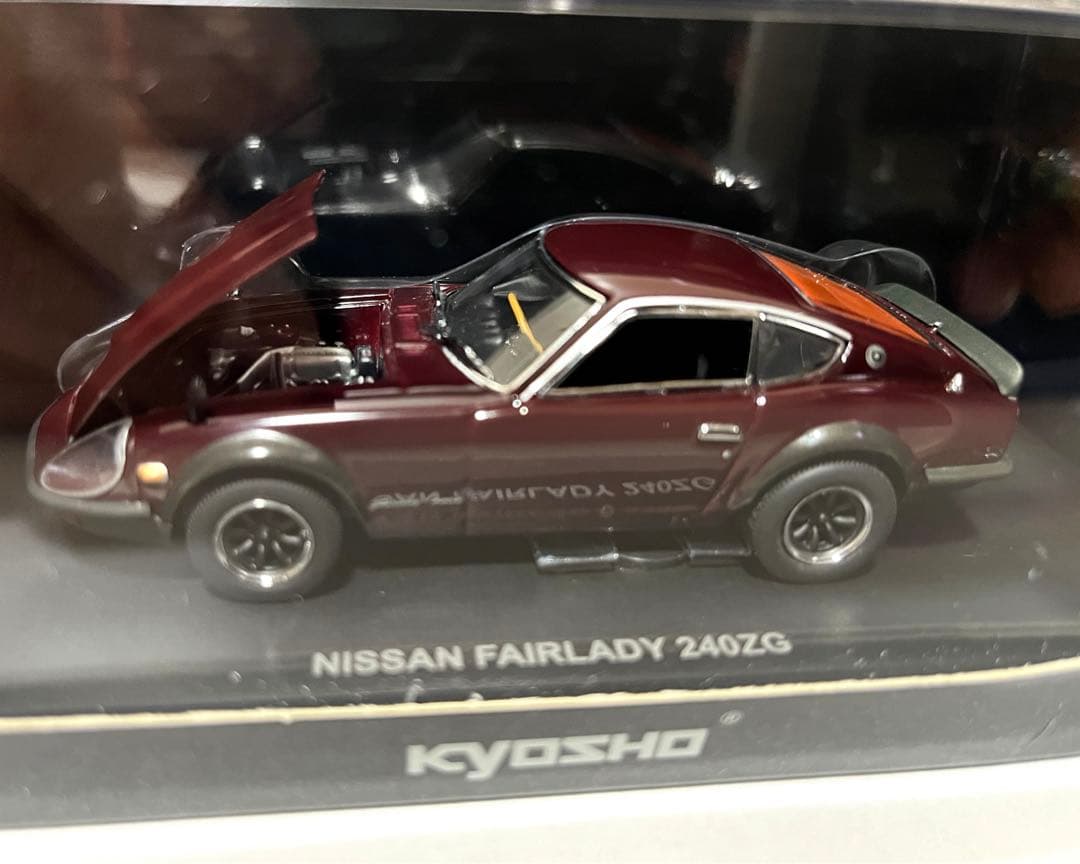 京商 1/43 日産 フェアレディ240ZG　Maroon