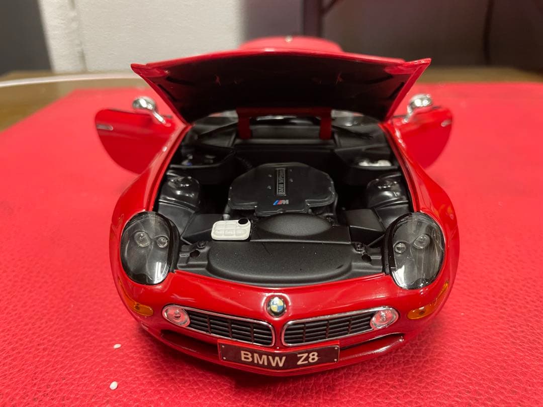 京商　 Z8 レッド