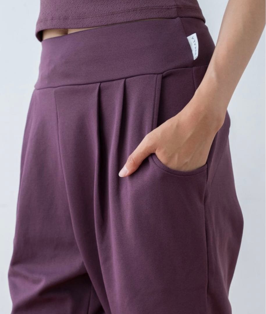 【SUKALA 】ダブルニットジョガーパンツ（ワイン・完売のLL）