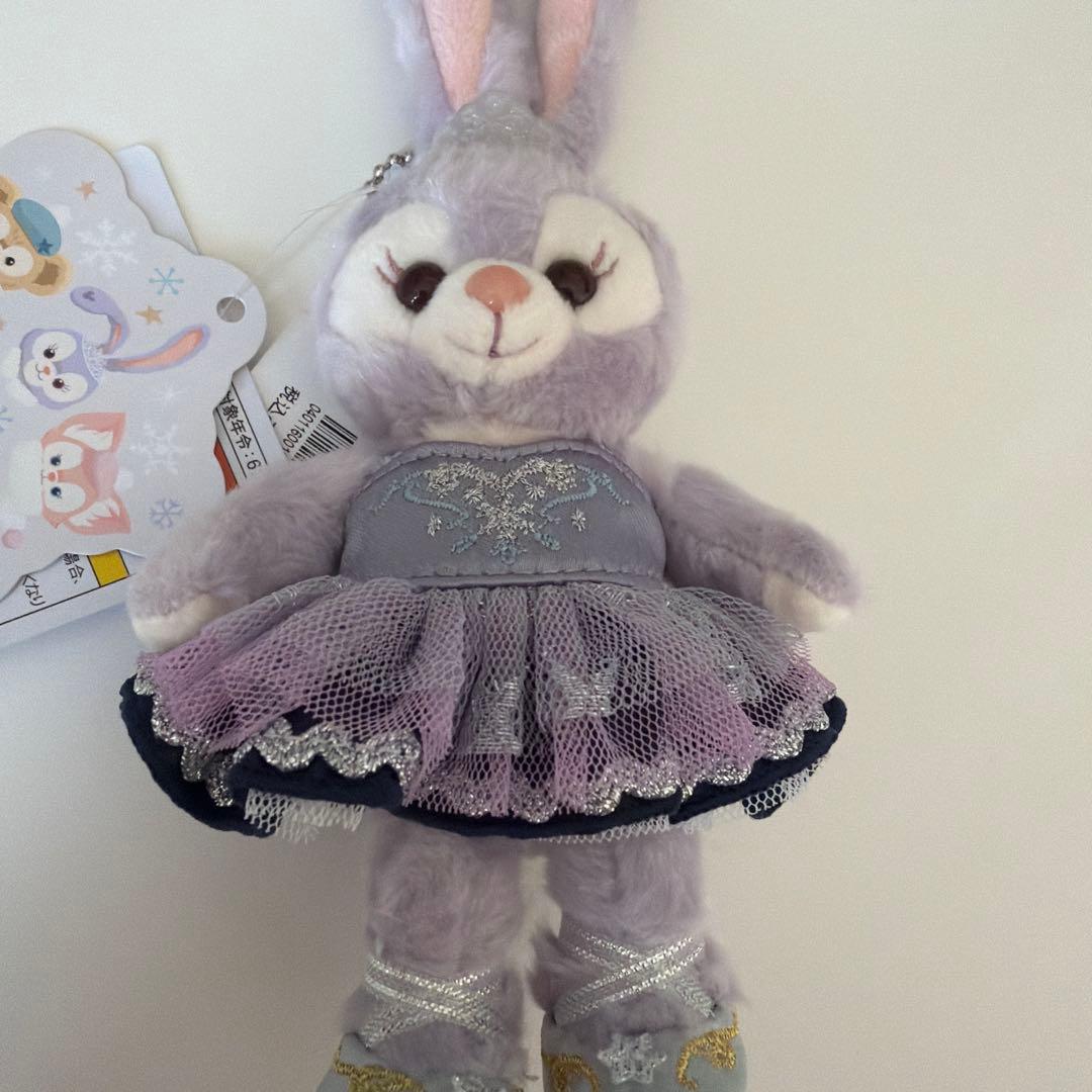 ステラルー ダンシングスノーフレークス♡ダッフィフレンズ ぬいぐるみバッジ