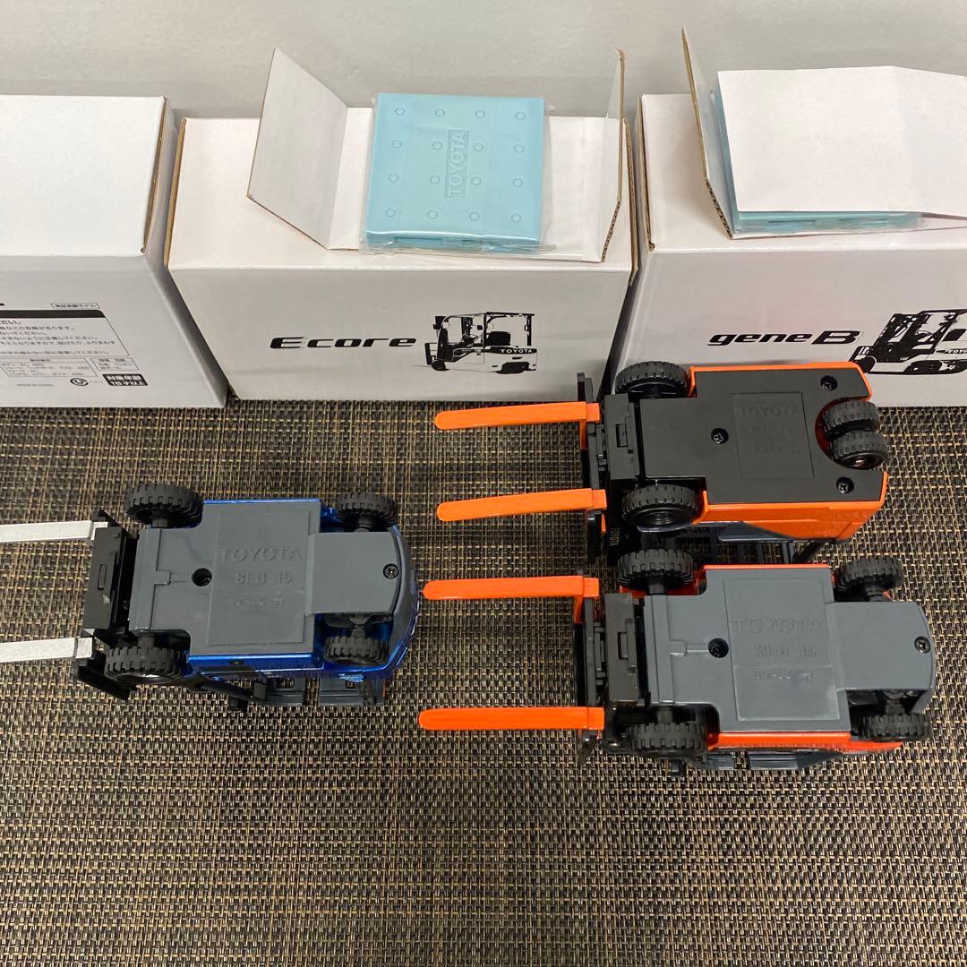 TOYOTA L&F フォークリフト ミニカー　3台セット　非売品　希少