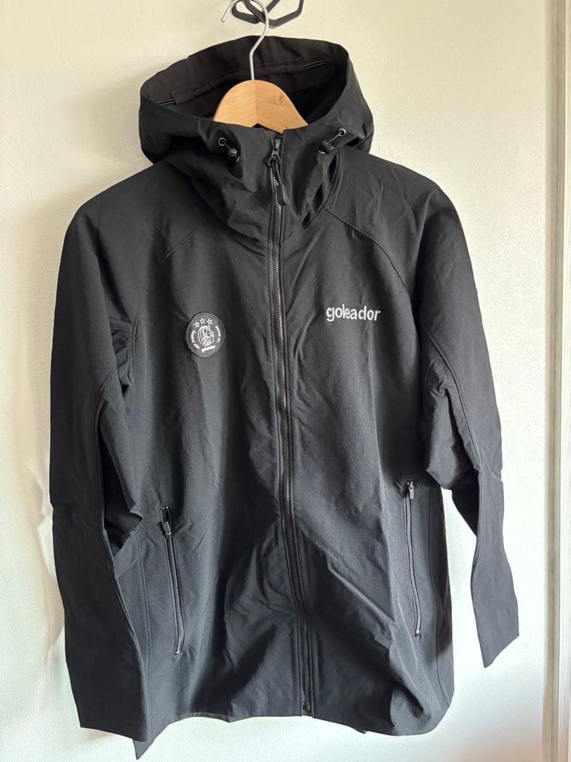 新品! goleador ソフトシェルハイスペックフードジャケット