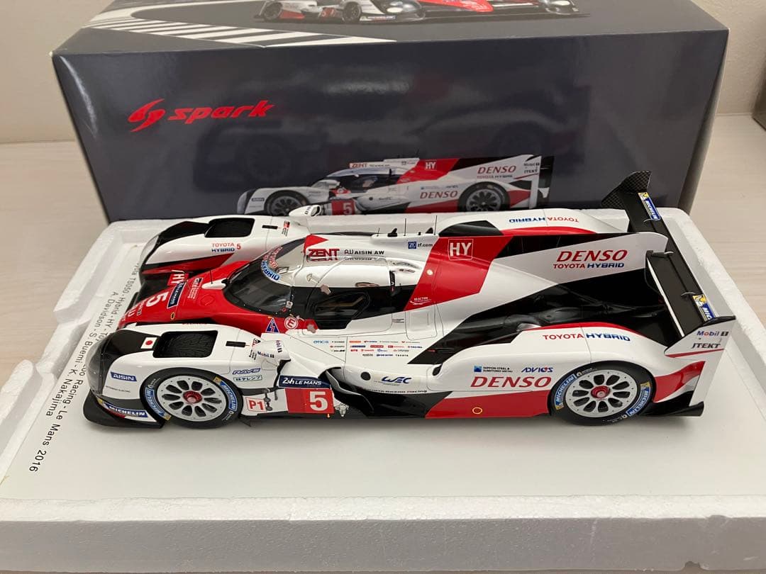 1/18スパーク Spark トヨタ TS050 Hybrid ルマン 24時間