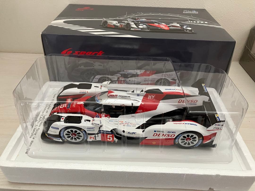 1/18スパーク Spark トヨタ TS050 Hybrid ルマン 24時間