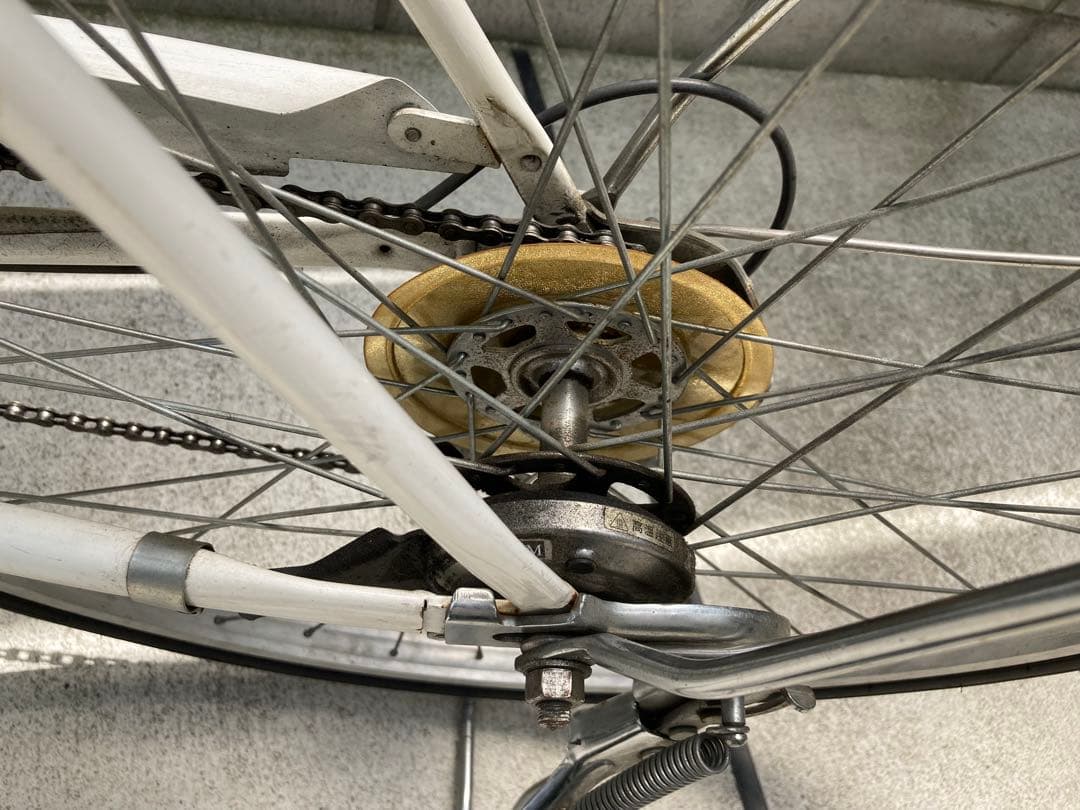 兵庫県引き取り限定　あさひ　トラッドラインW 27インチ 6段変速 オートライト