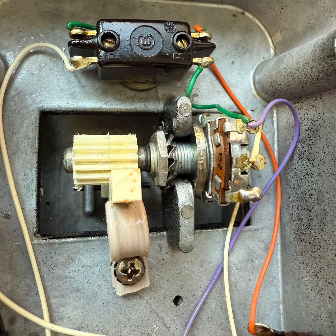 Jen cry baby SUPER 250.422 白Fasel搭載 1978