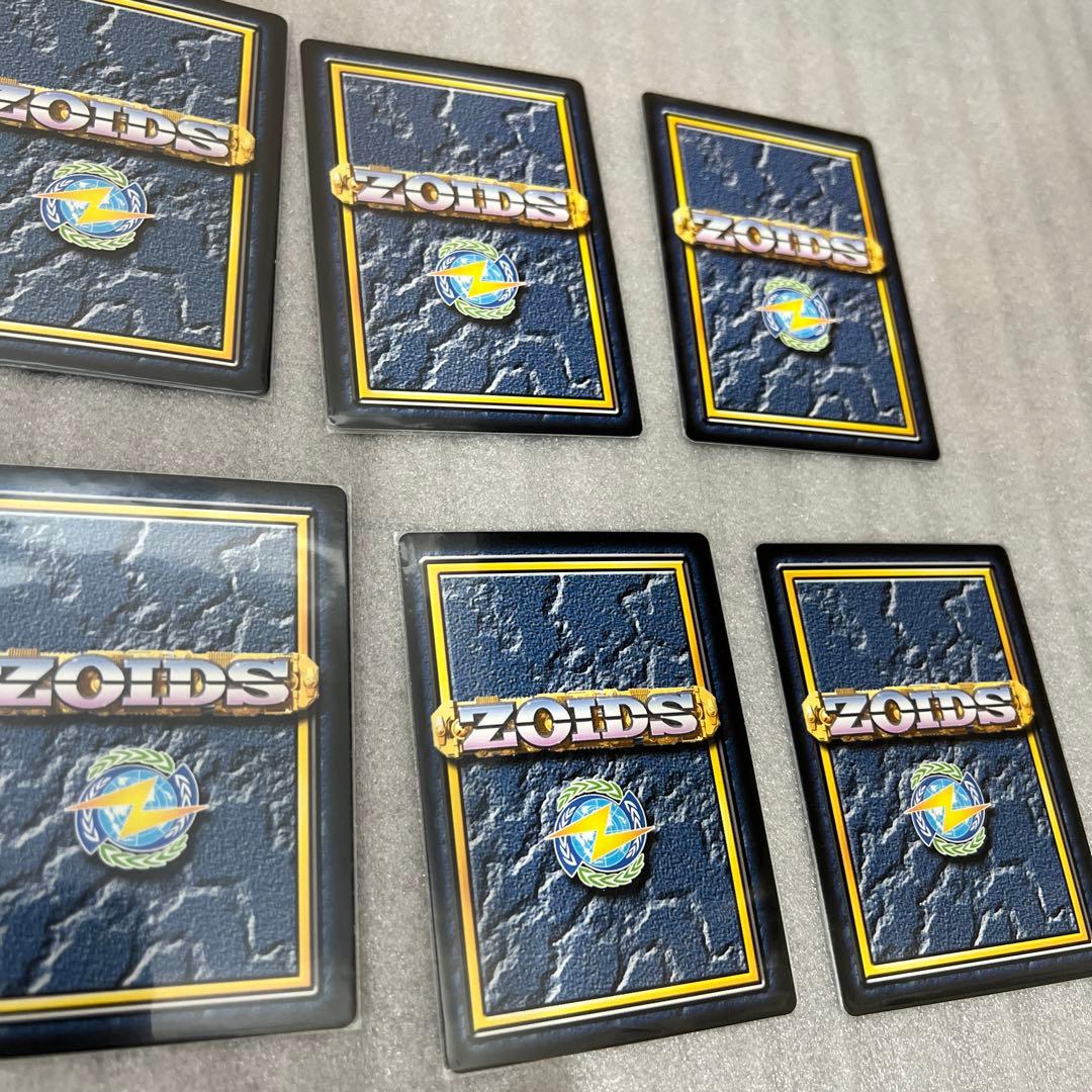 ゾイドバトルカードゲーム　炸裂装甲板