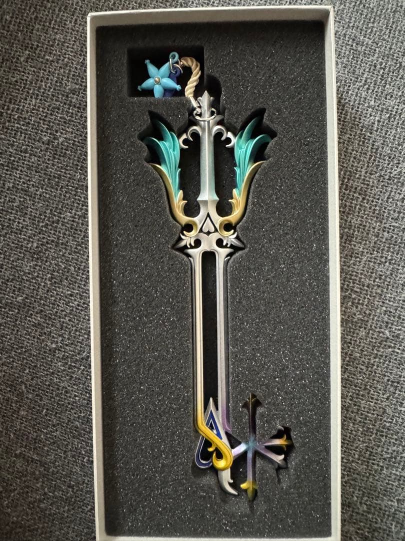 ディズニー アンバサダーホテル キングダムハーツ キーブレード型 ルームキー