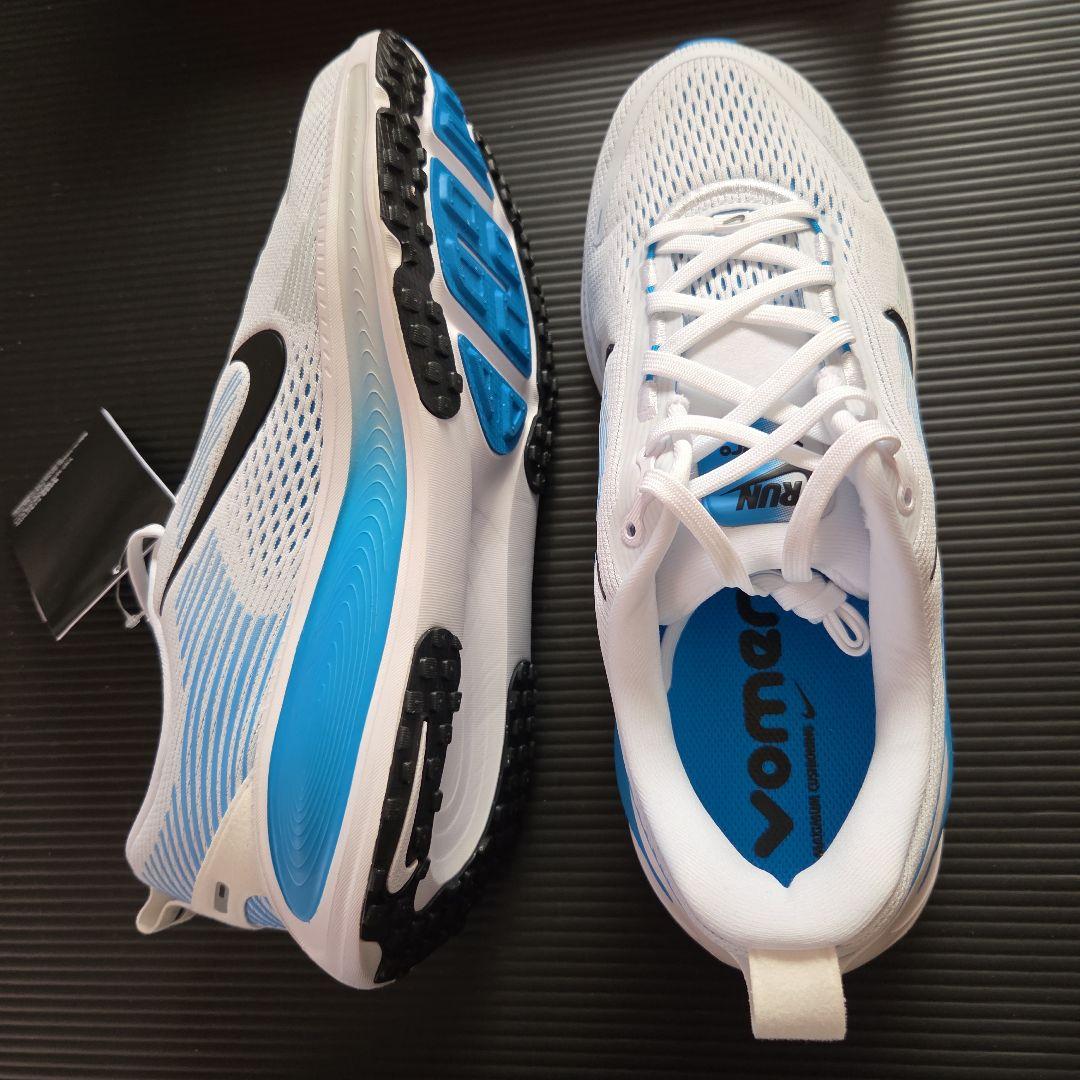 未使用❗ナイキ VOMERO 18 (GS) 23.5cm