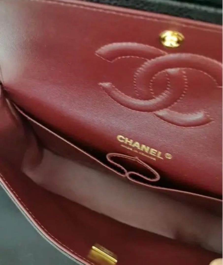 CHANEL ブラック キルティング ショルダーバッグ　ノベルティ