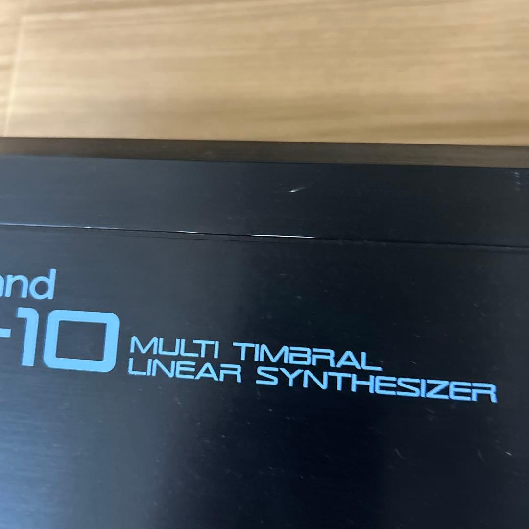 Roland D-10 シンセサイザー スタンド付き　値下げ中！！！