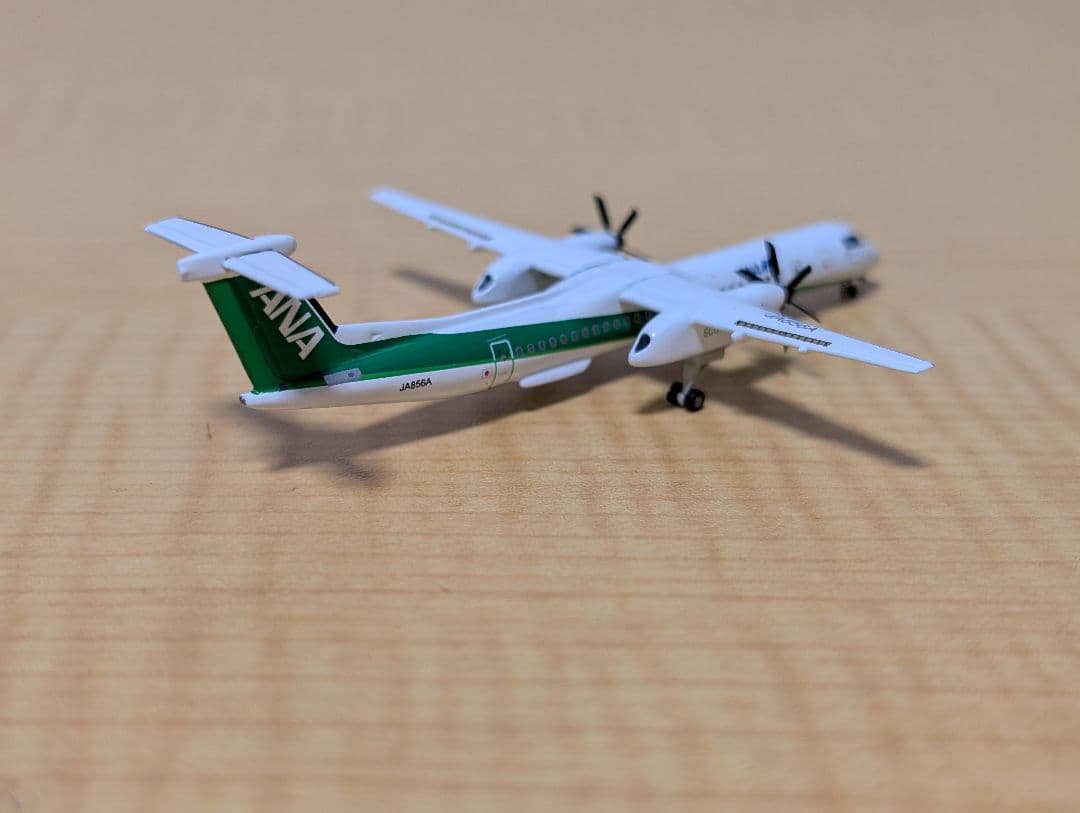 航空機・ヘリコプター ANA DHC-8-402Q Dash 8 JA856A