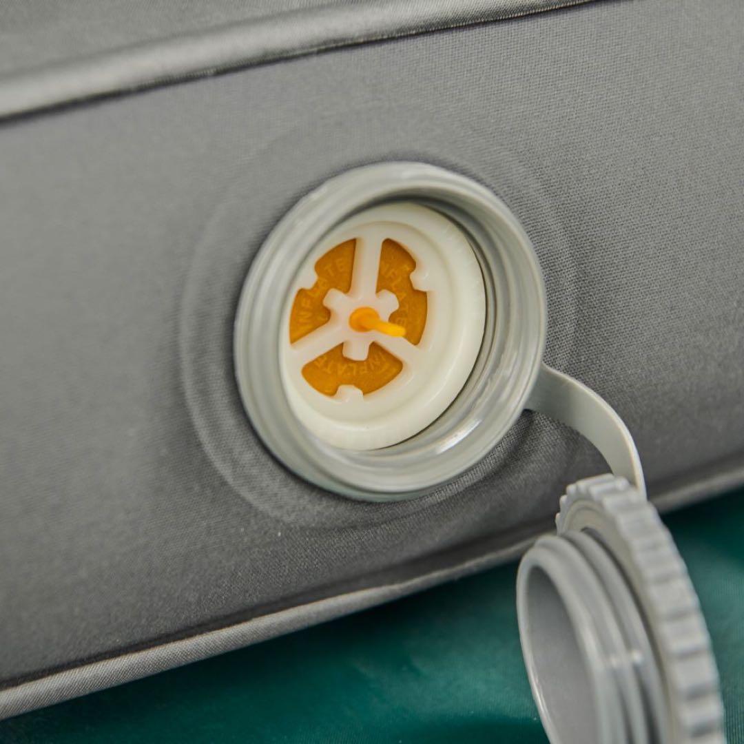 Coleman キャンパーイフンレーターマットハイピーク/シングル エアーベッド