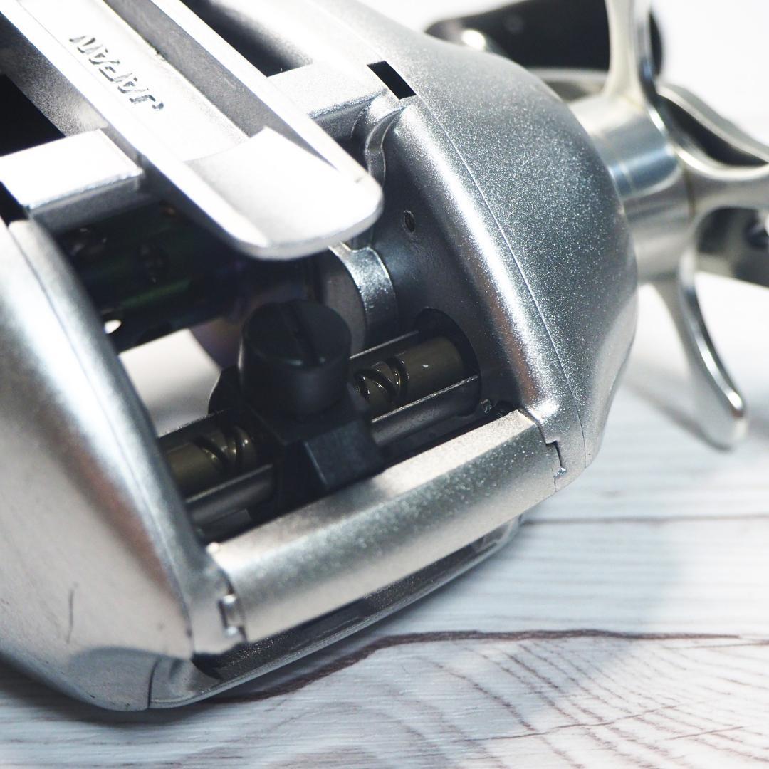 ⬇️ 00メタニウムMg 全分解整備済 オフセットハンドル シマノ メタマグ①