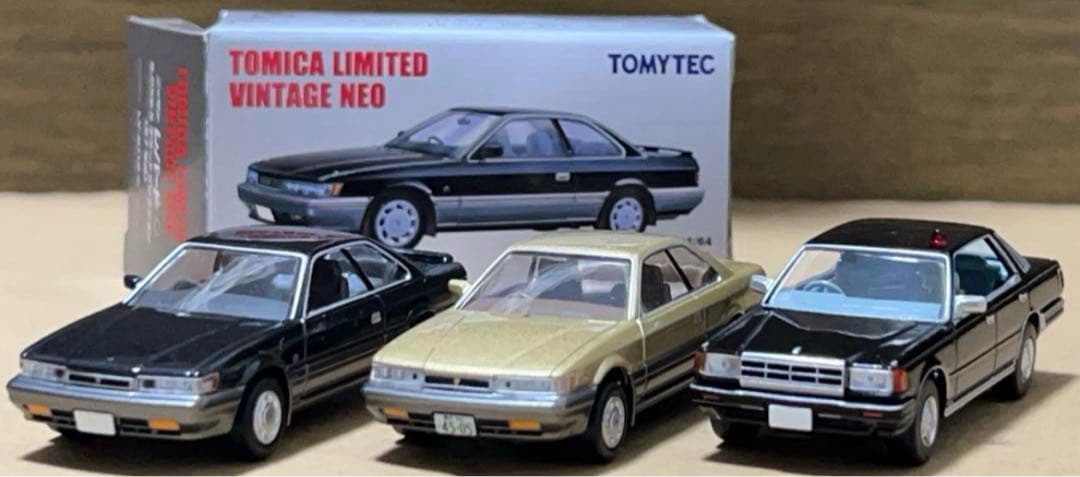 訳あり トミカリミテッドヴィンテージネオ あぶない刑事など3 台セット