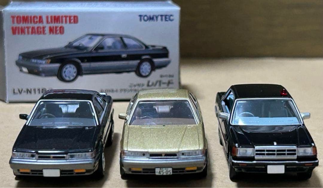 訳あり トミカリミテッドヴィンテージネオ あぶない刑事など3 台セット