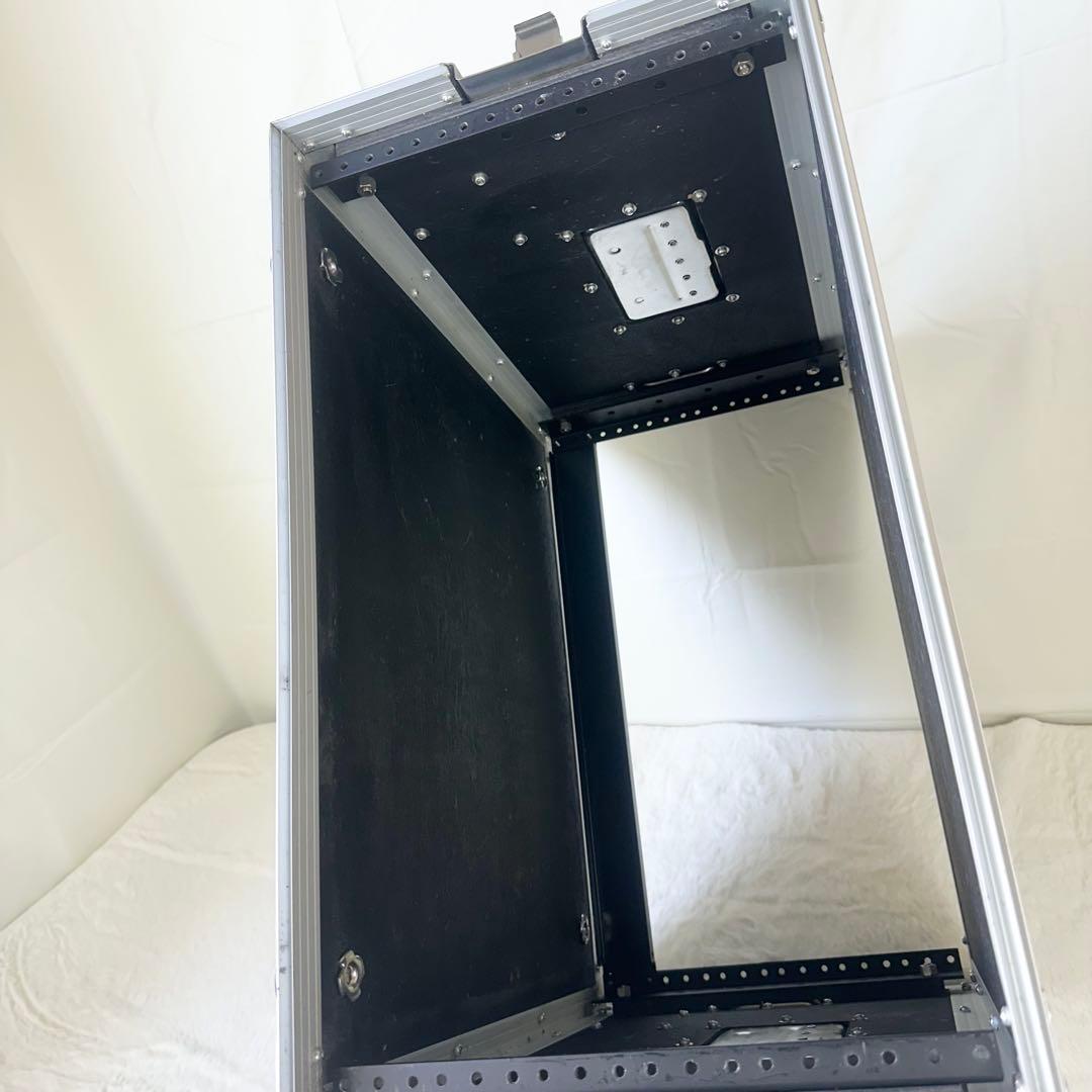 Road Ready RR6U-AD 6Uラックケース①