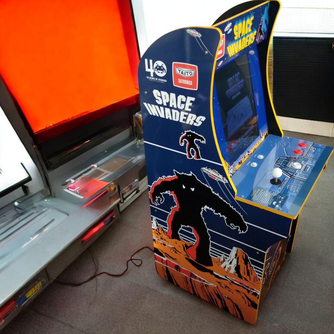 ARCADE1UP スペースインベーダー 40周年記念モデル　TAITO