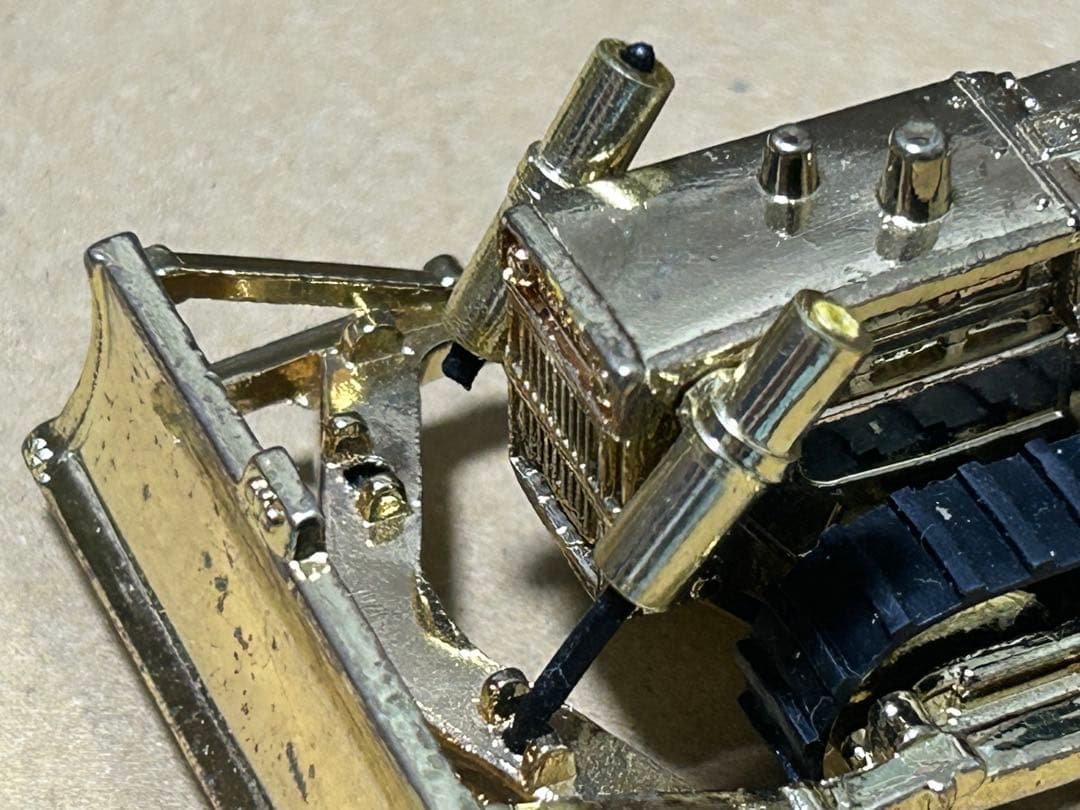 訳あり 非売品 トミカ 赤箱70 コマツ ブルドーザ D65A 金メッキ