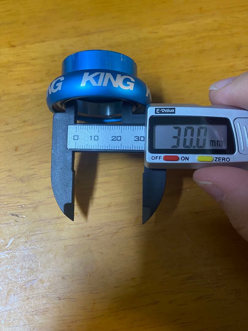 パーツ CHRIS KING NoThreadSet Matte Turquoise