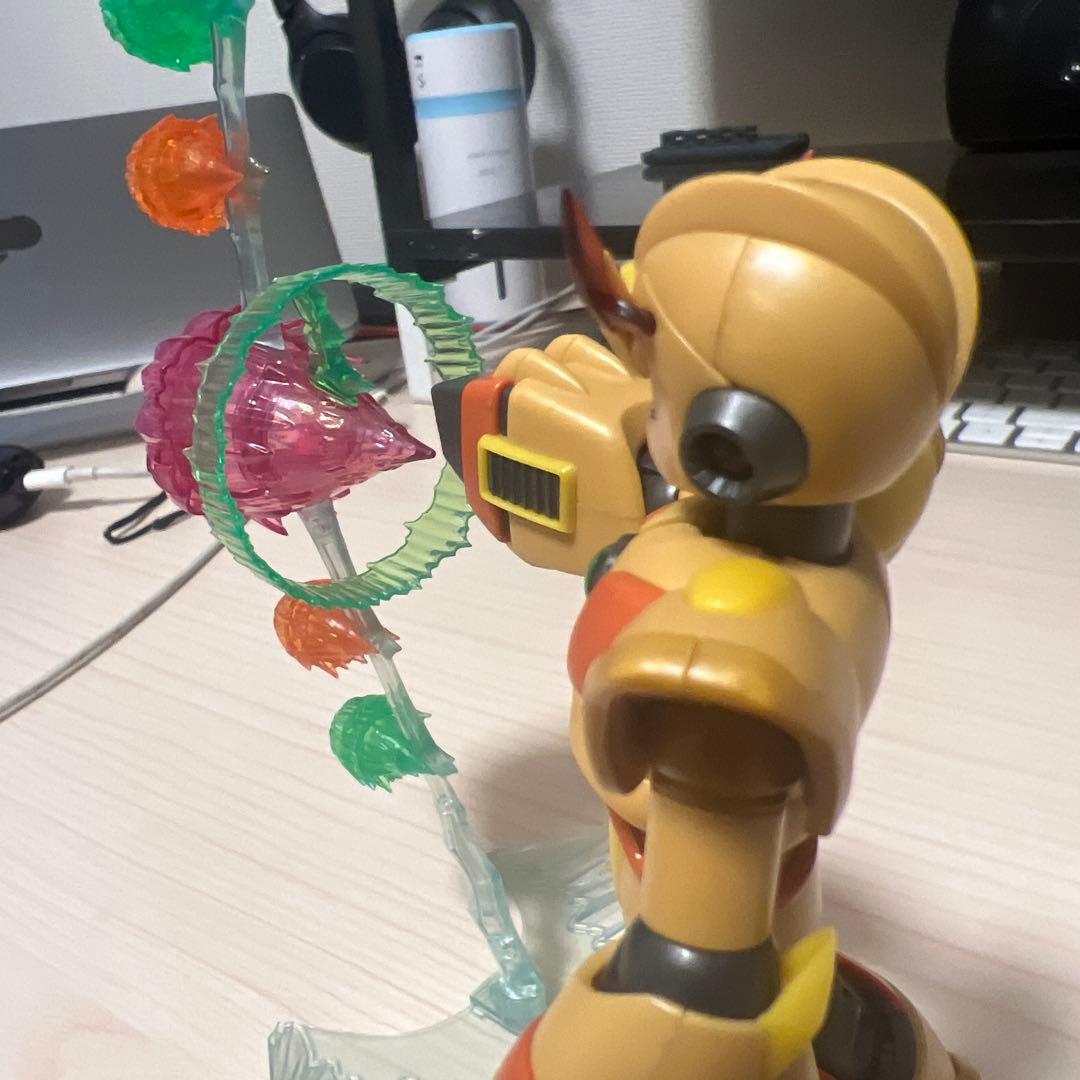 【組立済】コトブキヤ　ロックマンX マックスアーマー ハイパーチップVer.