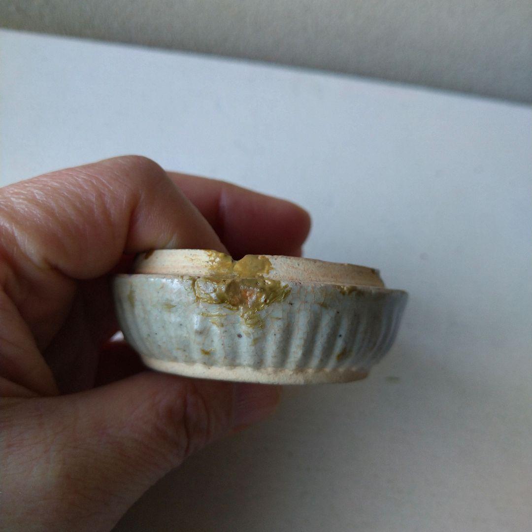 香合 古支那陽刻 香盒