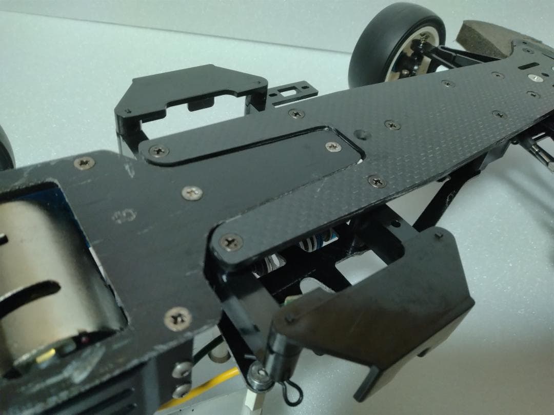 【値下げ】タミヤ　Ｆ１０３ＧＴシャーシ