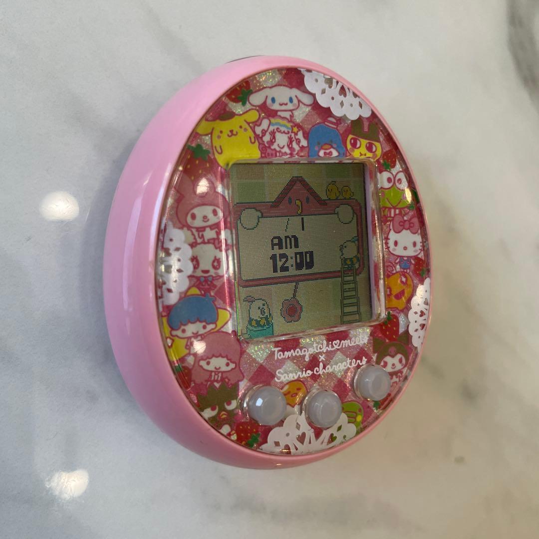 たまごっちみーつ　サンリオ　ピンク