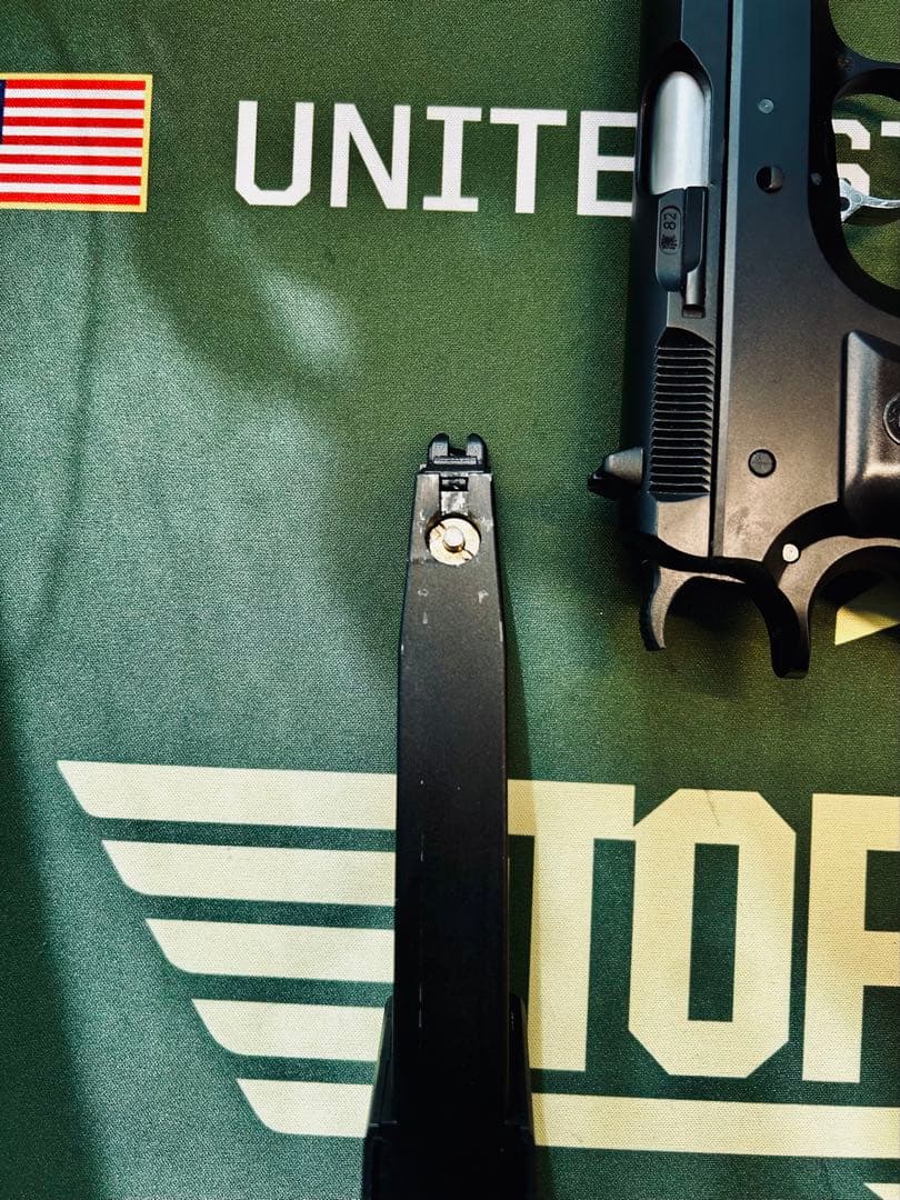 Carbon8 CZ75 co2ガスガン チューニング済み 美品