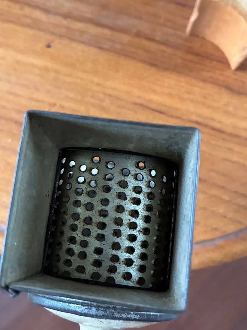 フランス　アンティーク　チーズ　グレーター　削り　おろし器　グラインダー　赤白