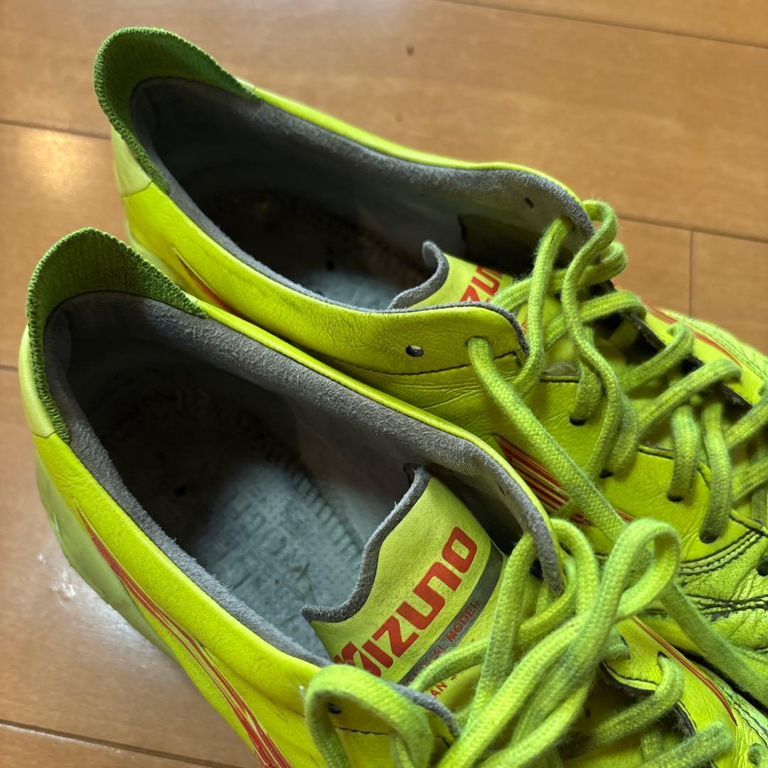 ミズノ　モレリアネオ4 Japan 限定カラー　26.0㎝