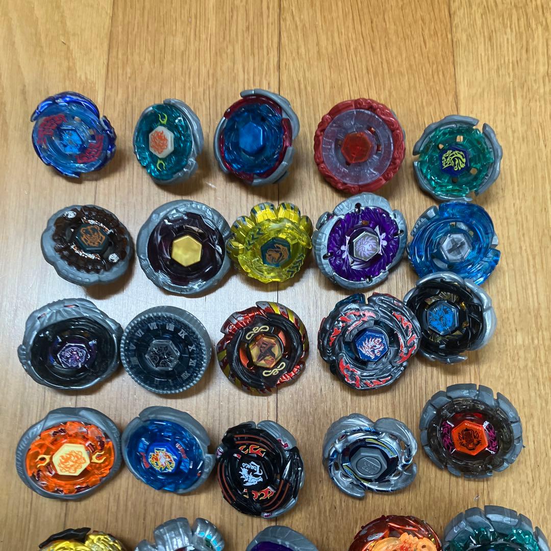 ベイブレード　50個まとめうり