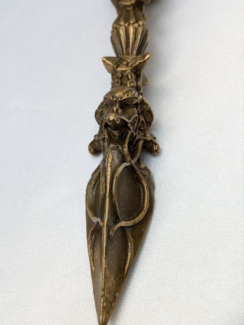 ☆b393、真鍮 プルパ（3面憤怒尊）ブラス 密教法具 チベット 金剛杵