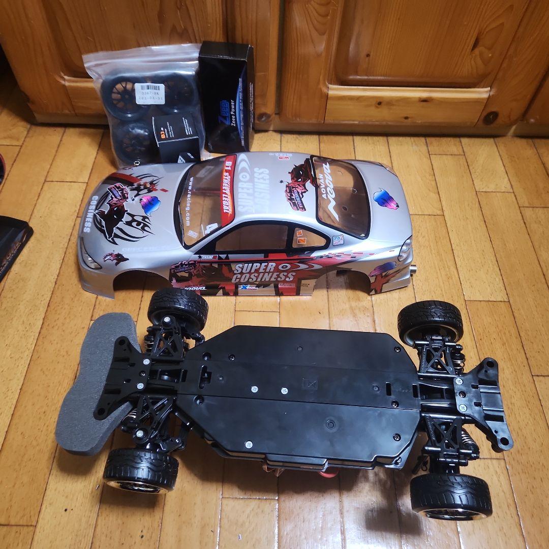 タミヤ ドリフト ラジコン フルセット　TT02　　シルビア　ボディ　赤tt01