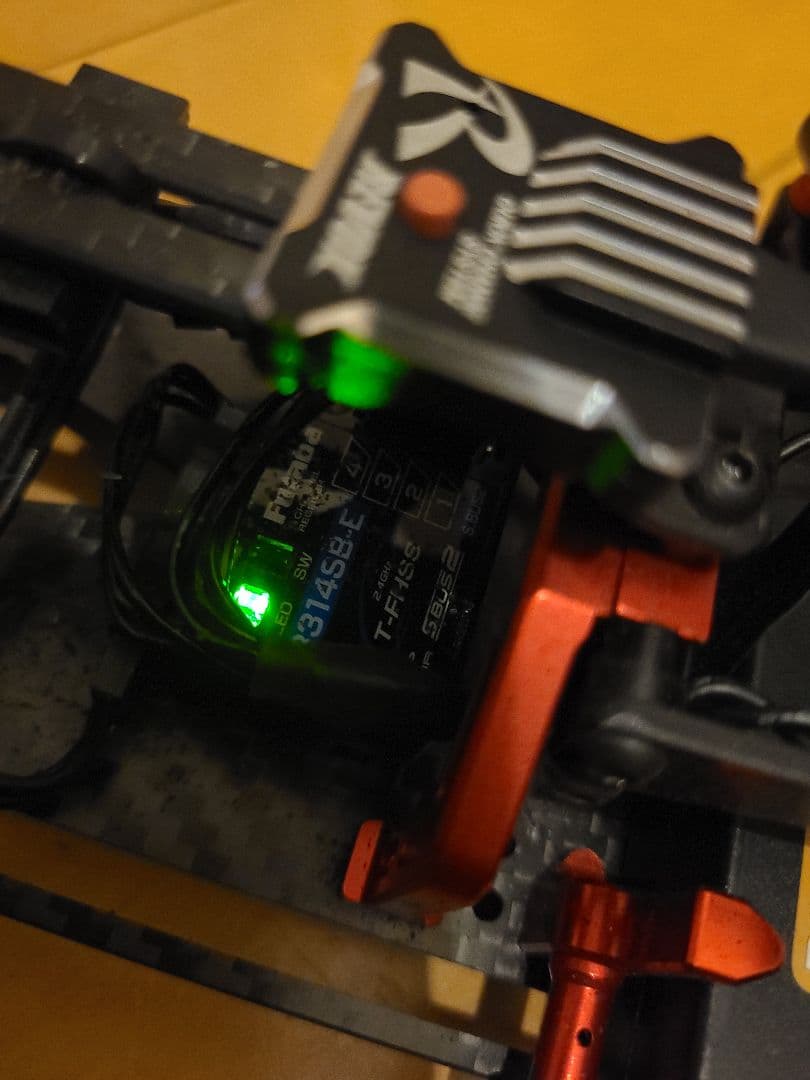 ドリフト　ラジコン　レーブd mc1 ホビーウィング、YOKOMO フタバ