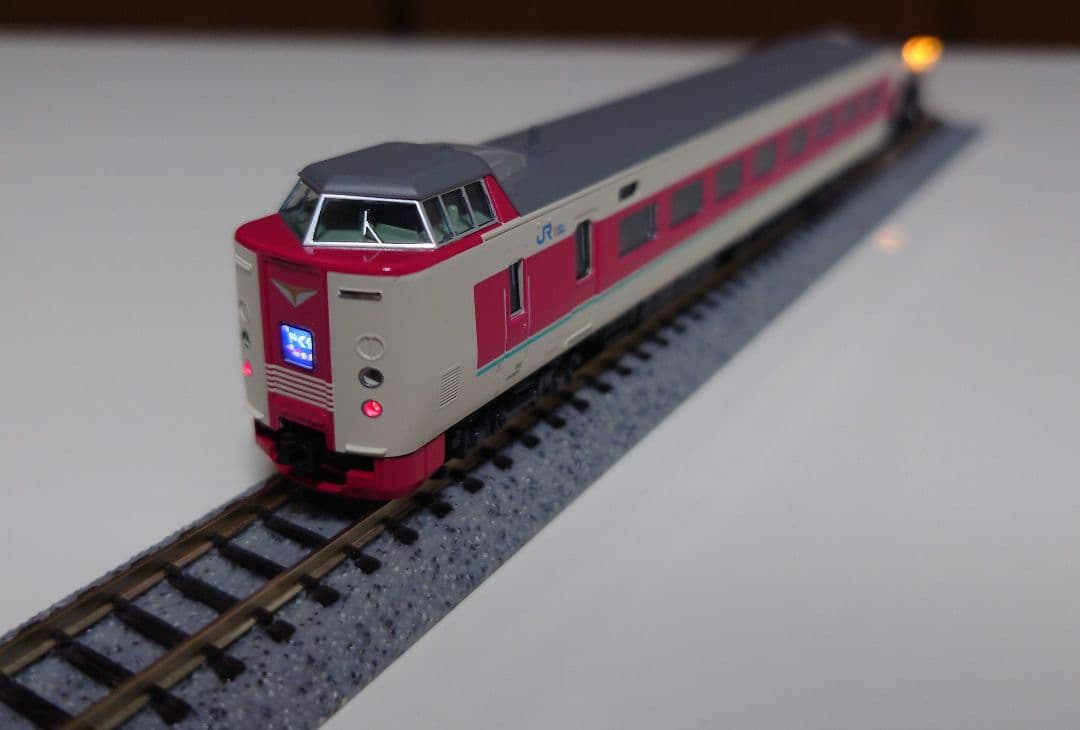 KATOゆったりやくも6両基本セット、7両基本セット＋別売りAssyパーツ付き