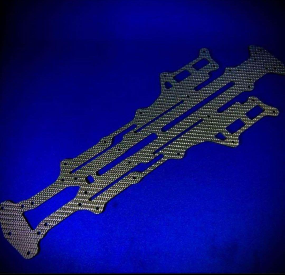 特注シルバーカーボン製　YD-2R 用ハイトラクションシャーシ　蕨山Carbon