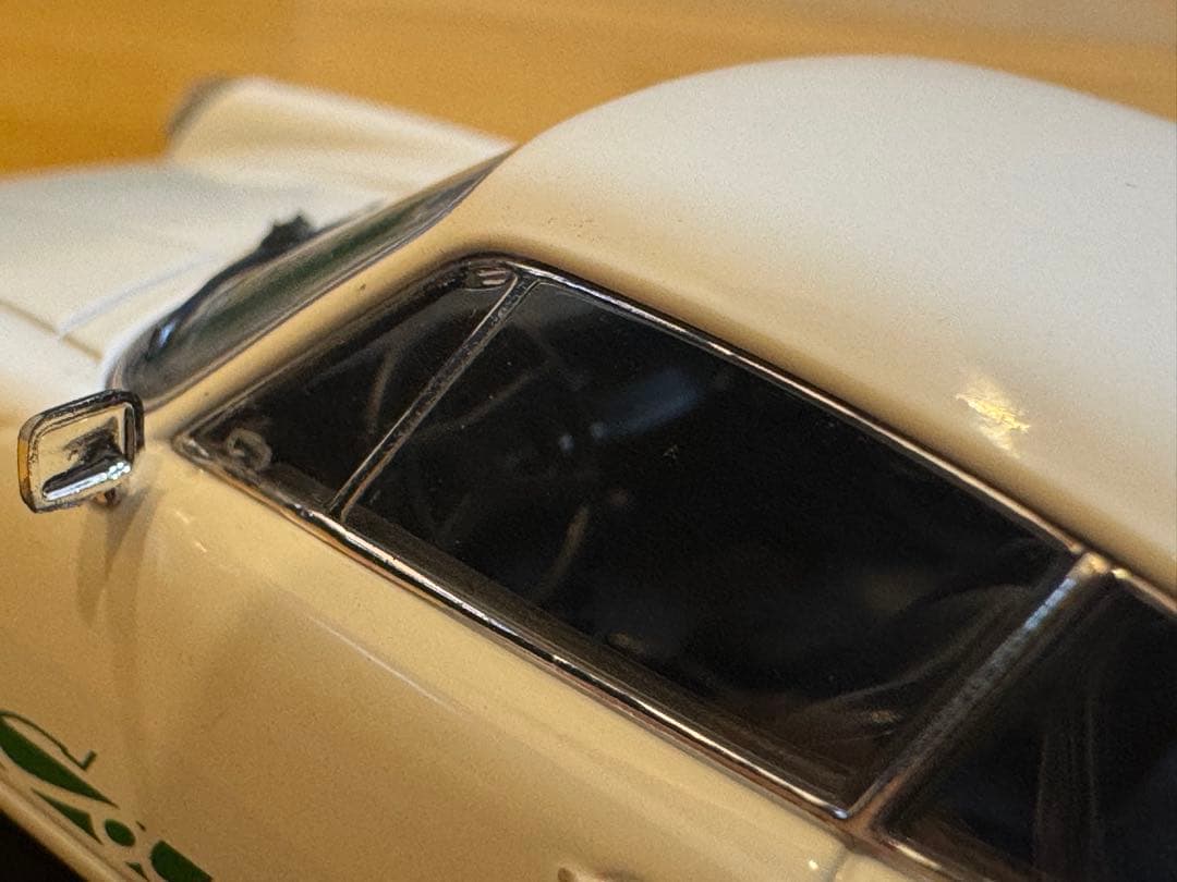 【MINICHAMPS】限定モデル Porsche Carrera RS2.7