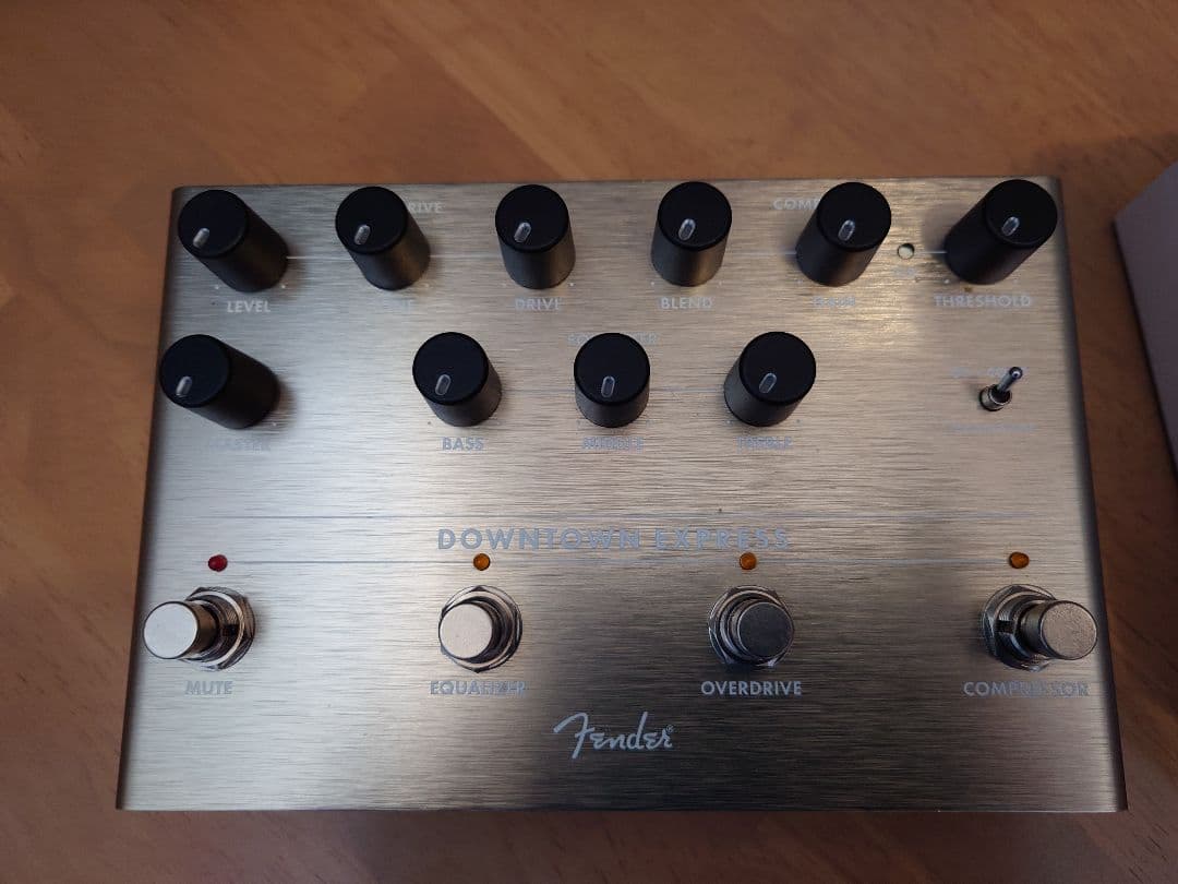 Fender Downtown Express ベースエフェクター