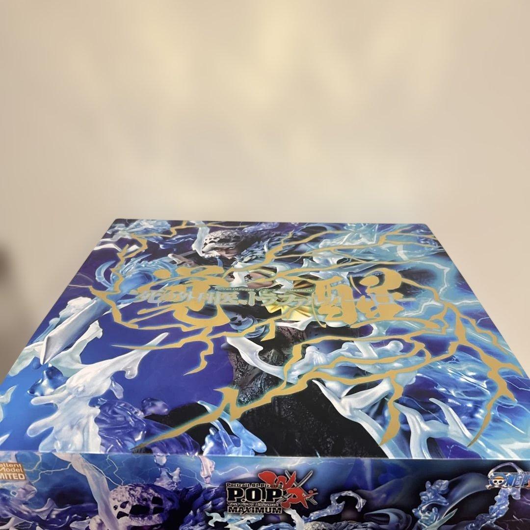 pop maximum トラファルガー　ロー