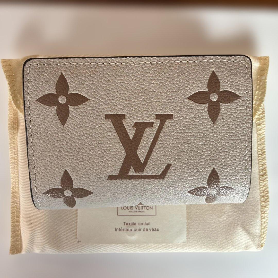 ゆささん専用 ルイ・ヴィトン「ポルトフォイユ・クレア」　財布 ノベルティ