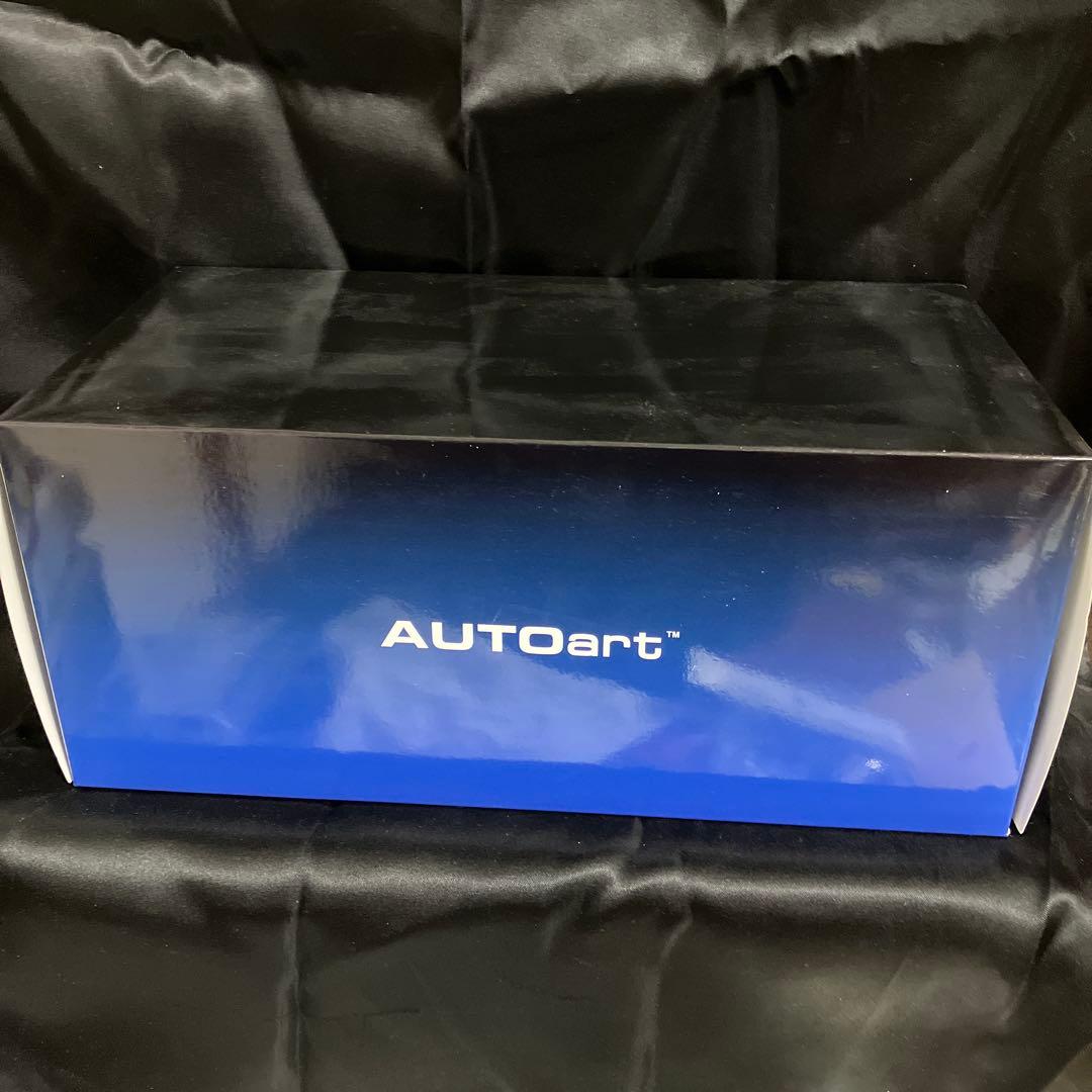 ミニカー FORD FALCON XB INTERCEPTOR 1/18 AUTO ART