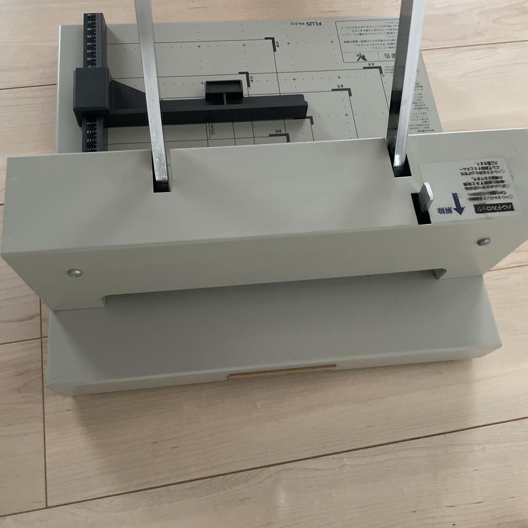 PLUS プラス 手動裁断機 PK-513