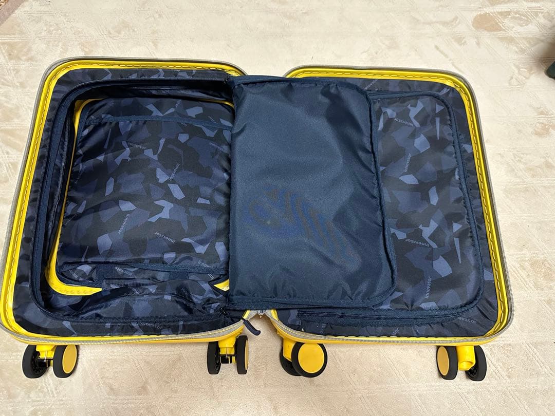 旅行かばん・小分けバッグ INV30 Sunny Yellow 21L Coin-Locker