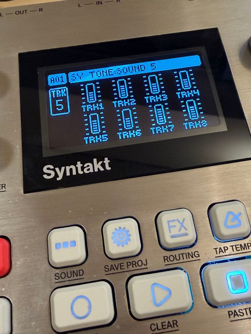 ELEKTRON Syntakt E25 RemixEdition シンセ