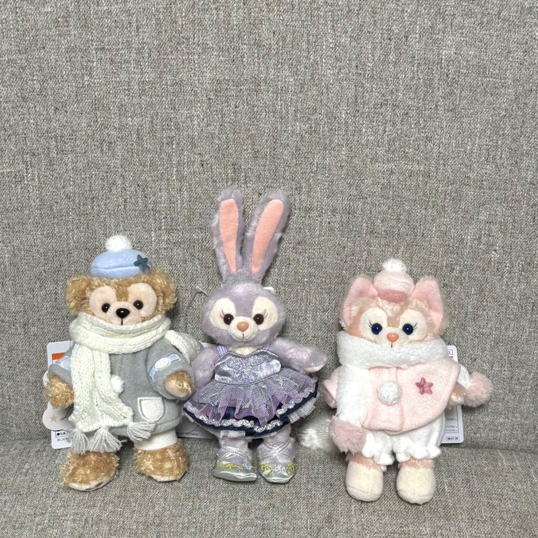 東京ディズニーシー　ダンシングスノーフレークス　ぬいぐるみバッジ　セット